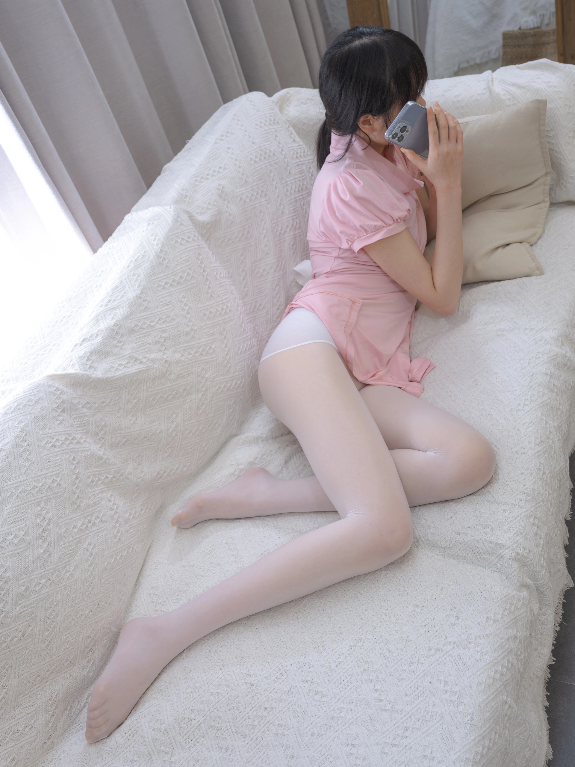 森萝财团写真 – Aika 白丝 10D 极细光滑丝袜插图5